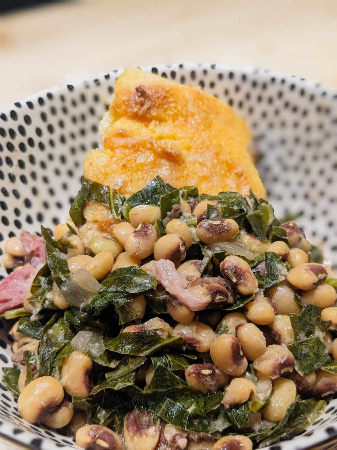 Crockpot Southern Purple Hull Peas w/ Ham Hock and Collard Greens